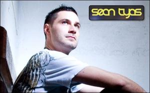 &copy; Sean Tyas