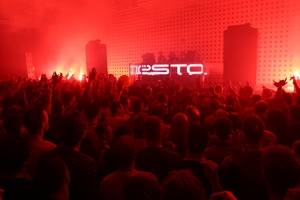 &copy; Tiesto