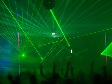 Smoke + lasers = great